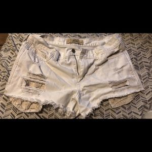White hollister shorts size 13 never worn